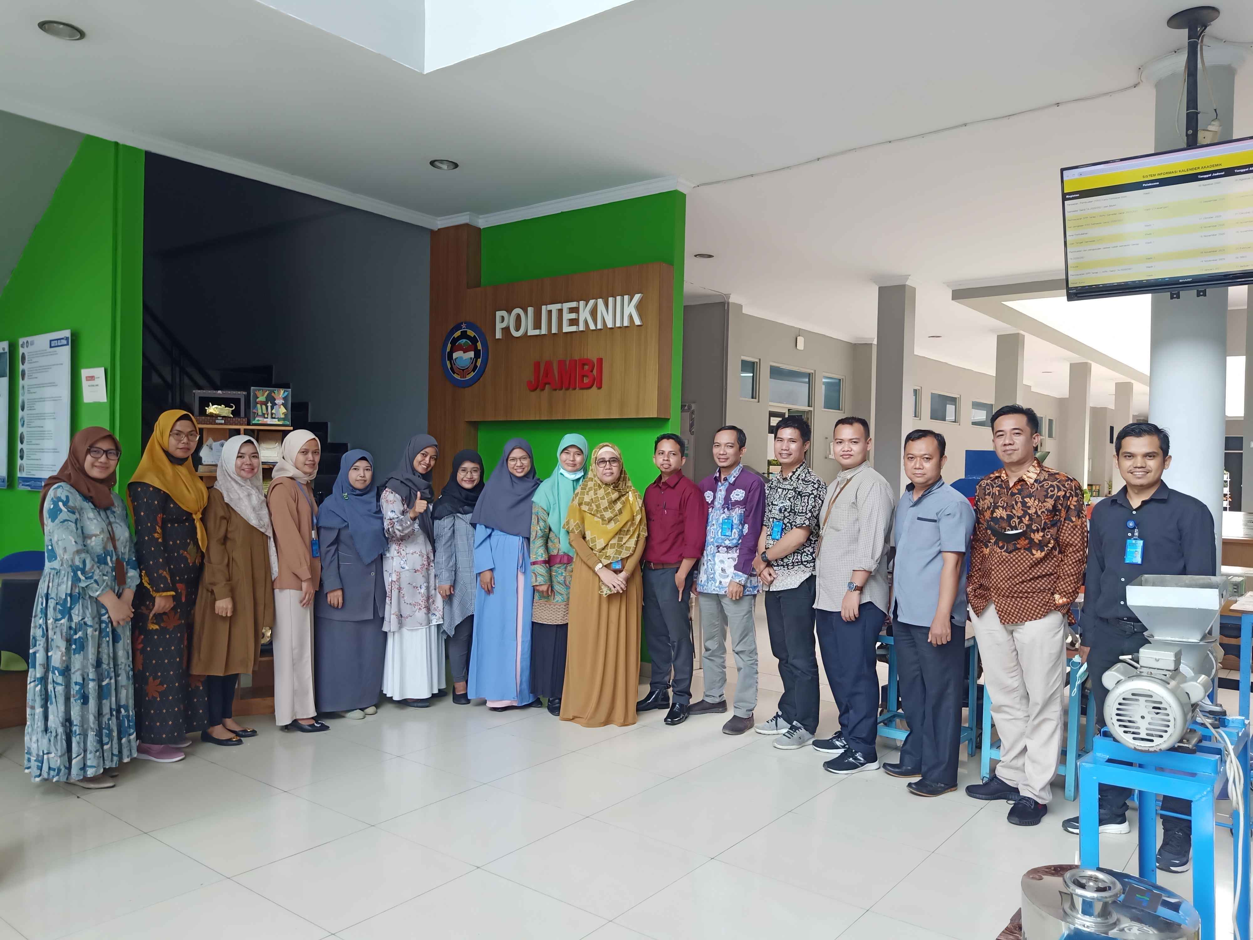 PPM STIKES Baiturrahim Jambi melakukan Kegiatan Studi Banding ke LP3M Politeknik Jambi